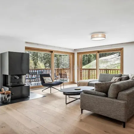 Penthouse Streten With Private Jacuzzi